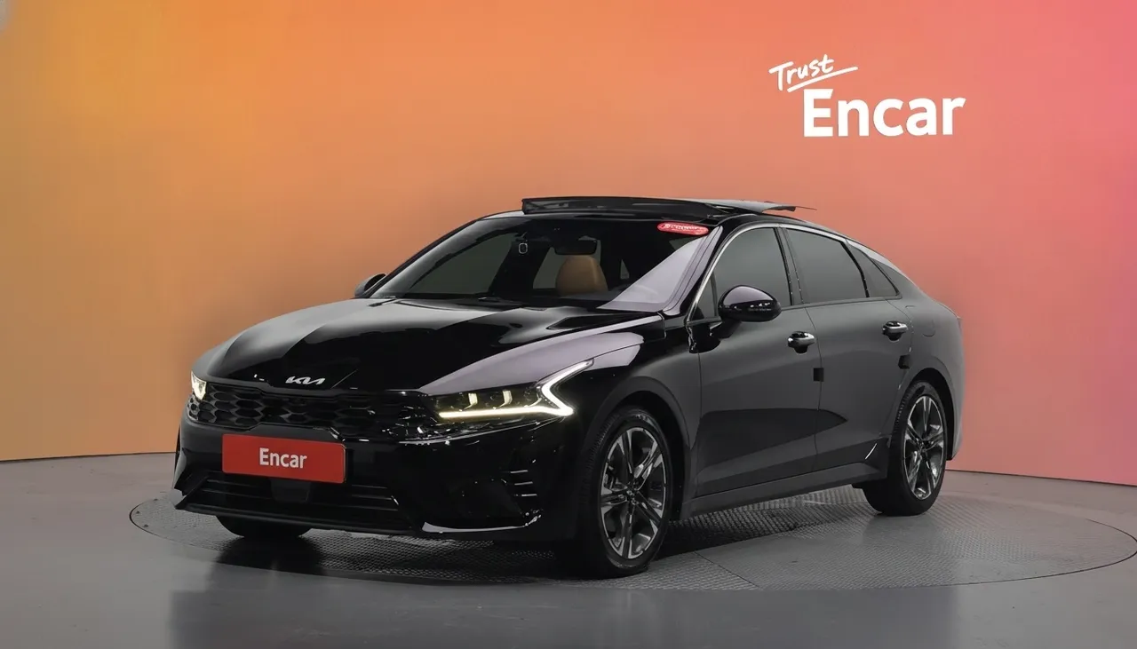 2023 Kia K5 Signature