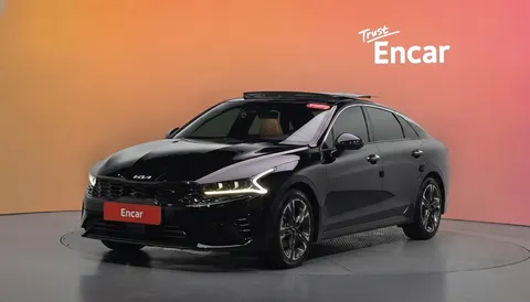 2023 Kia K5 Signature