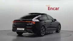 2023 Kia K5 Signature — фото 2