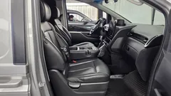 2022 Hyundai Staria Cargo 3-Seater — фото 11