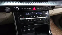 2022 Kia Carnival Gasoline 7-Seater Hi-Limousine — фото 16