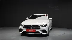 2022 Mercedes-Benz E-Class E220d 4MATIC AMG Line — фото 3