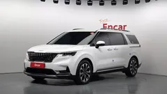 2023 Kia Carnival Diesel 9-Seater Noblesse — фото 1