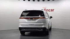 2023 Kia Carnival Diesel 9-Seater Noblesse — фото 4