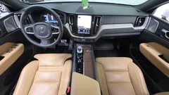 2023 Volvo XC60 T8 Ultimate Bright — фото 7