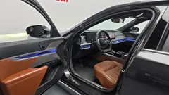 2023 BMW 7-Series 740i sDrive Design Pure Excellence — фото 10
