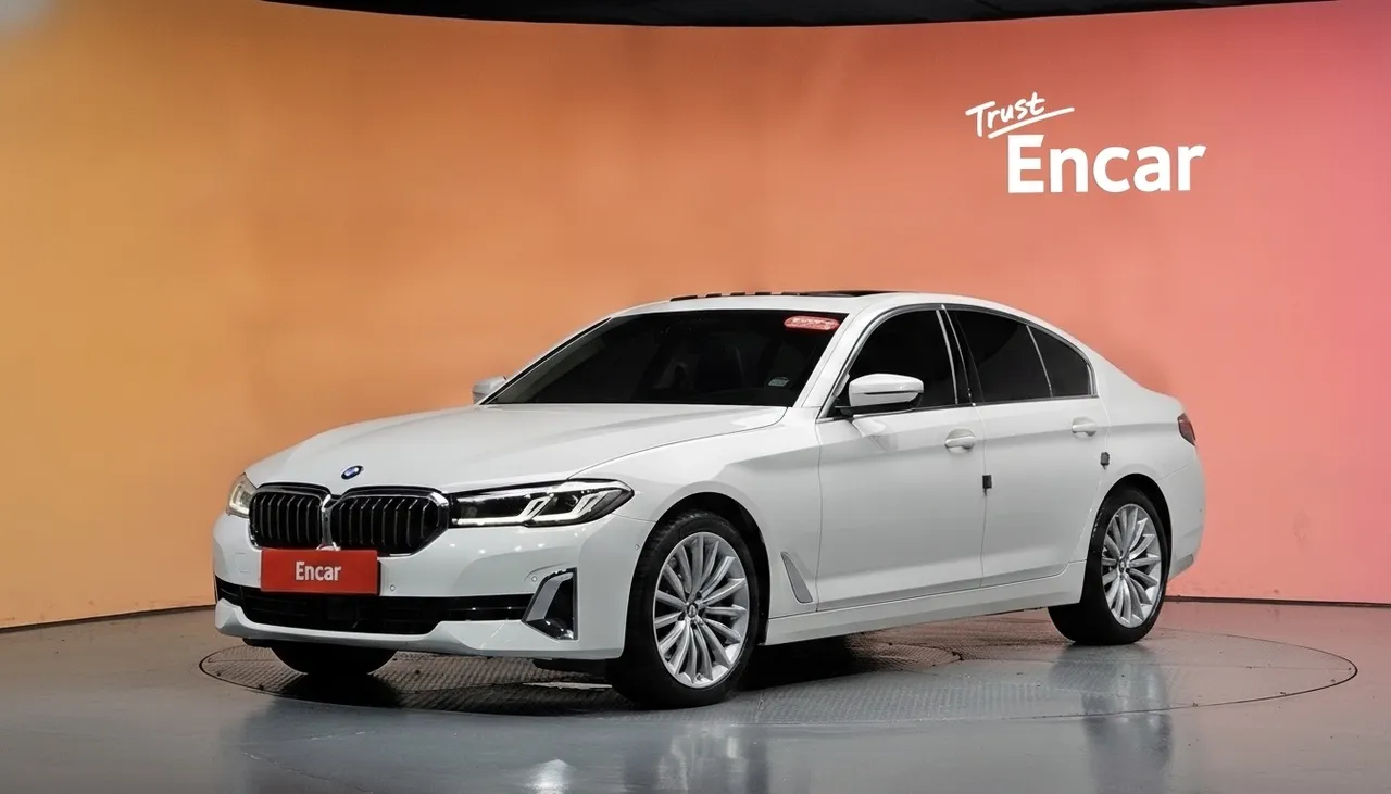 2023 BMW 5-Series 530i Luxury