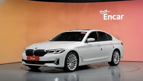 2023 BMW 5-Series 530i Luxury