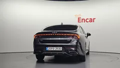 2022 Kia K5 Prestige — фото 4