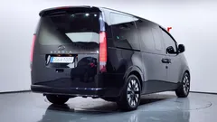 2024 Hyundai Staria L3.5 Lounge 9-Seater — фото 2