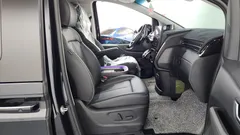 2024 Hyundai Staria L3.5 Lounge 9-Seater — фото 11