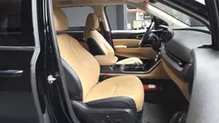 2023 Kia Carnival Gasoline 11-Seater Signature — фото 11