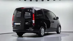 2023 Hyundai Staria Cargo 3-Seater — фото 2