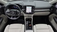 2023 Volvo XC40 B4 Ultimate Bright — фото 7