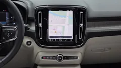 2023 Volvo XC40 B4 Ultimate Bright — фото 13