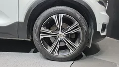 2022 Volvo XC40 B4 Inscription — фото 5