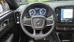 2022 Volvo XC40 B4 Inscription — фото 13