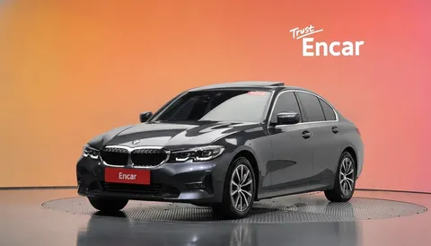 2022 BMW 3-Series 320i