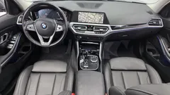 2022 BMW 3-Series 320i — фото 7