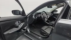 2022 BMW 3-Series 320i — фото 10