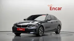 2022 BMW 3-Series 320i — фото 12