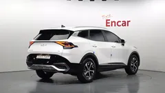 2023 Kia Sportage Signature 2WD — фото 2