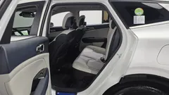 2023 Kia Sportage Signature 2WD — фото 11