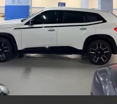 2023 BMW XM 4.4, белый — фото 4