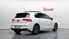 2022 Volkswagen Golf 2.0 TDI Prestige — фото 2