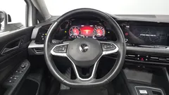 2022 Volkswagen Golf 2.0 TDI Prestige — фото 13