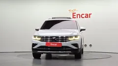 2023 Volkswagen Tiguan 2.0 TDI Prestige — фото 3