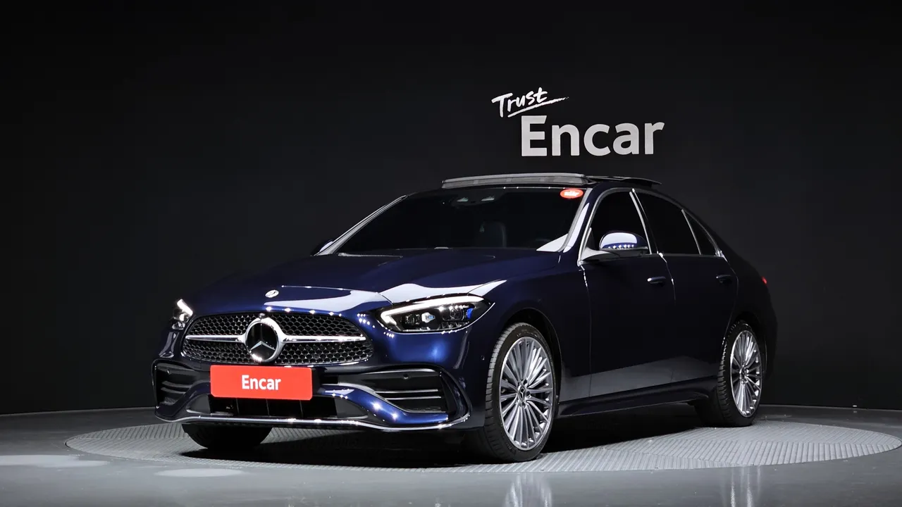 2022 Mercedes-Benz C-Class C300 AMG Line