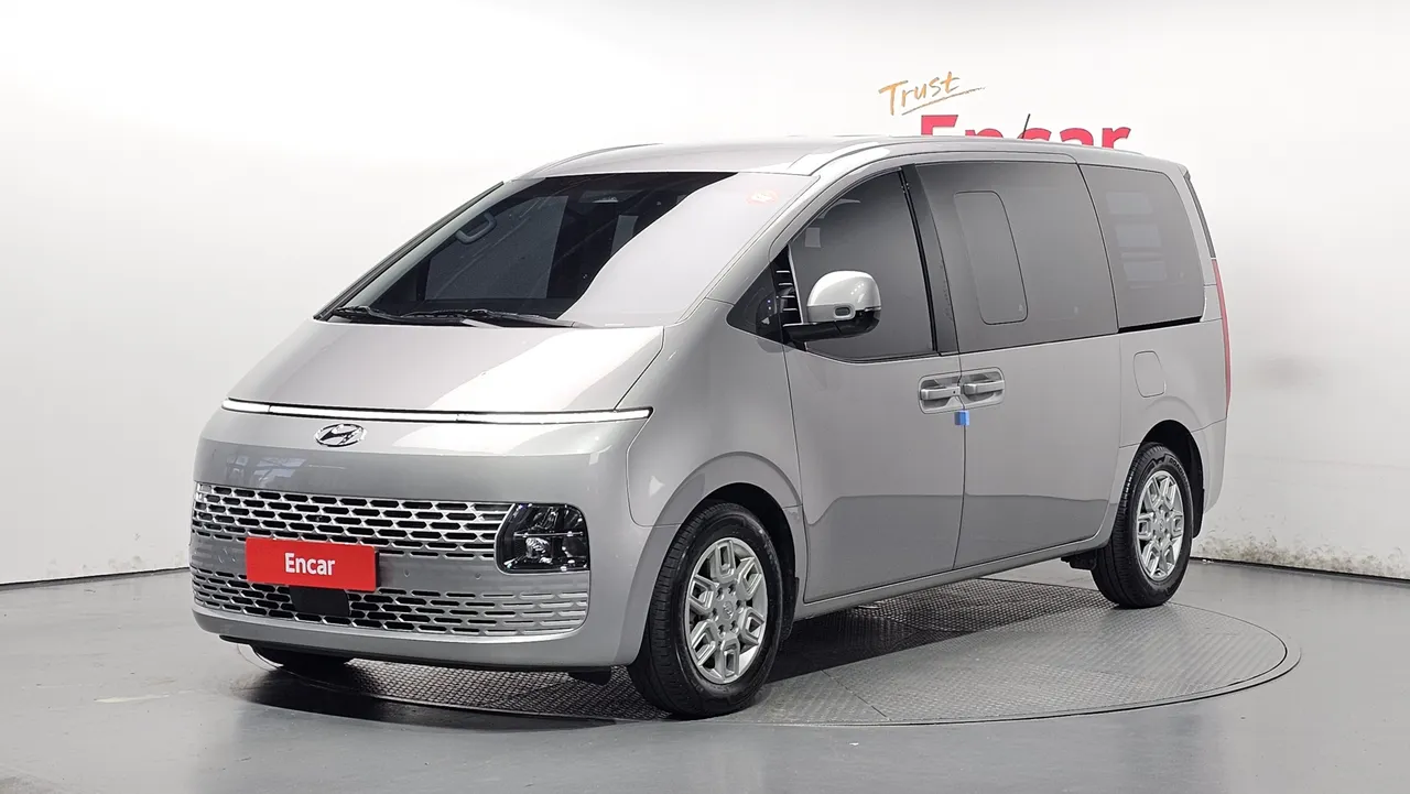 2022 Hyundai Staria Cargo 5-Seater