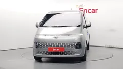 2022 Hyundai Staria Cargo 5-Seater — фото 3