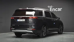 2022 Kia Carnival Diesel 9-Seater Prestige — фото 2