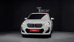 2023 BMW X1 sDrive 20i M Sport, белый — фото 3