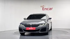 2022 BMW 5-Series 530e M Sport — фото 3