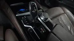 2022 BMW 5-Series 530e M Sport — фото 9