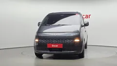 2023 Hyundai Staria Cargo 3-Seater — фото 3
