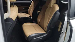2023 Kia Carnival Gasoline 9-Seater Prestige — фото 16