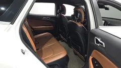 2023 Kia Sportage Signature 2WD, белый — фото 12