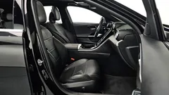 2023 Mercedes-Benz C-Class C200 Avantgarde — фото 11
