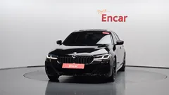 2023 BMW 5-Series 530e M Sport — фото 3