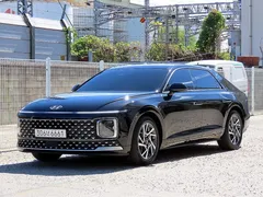 2023 Hyundai Grandeur Premium — фото 2