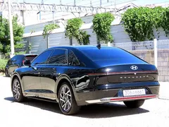 2023 Hyundai Grandeur Premium — фото 3