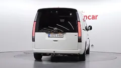 2023 Hyundai Staria 4WD Lounge 9-Seater — фото 4