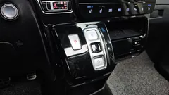 2023 Hyundai Staria 4WD Lounge 9-Seater — фото 9