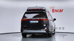 2022 Kia Carnival Gasoline 9-Seater Hi-Limousine — фото 4