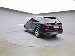 2022 Audi Q7 45 TDI Quattro — фото 4