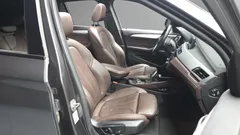 2022 BMW X1 xDrive 20i M Sport — фото 11
